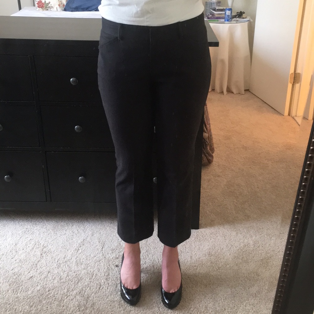Theory Black Stretch Cotton Crops!